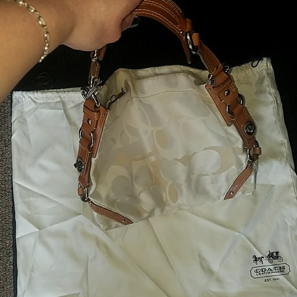 Authentic Coach purse - Picture 7 of 8